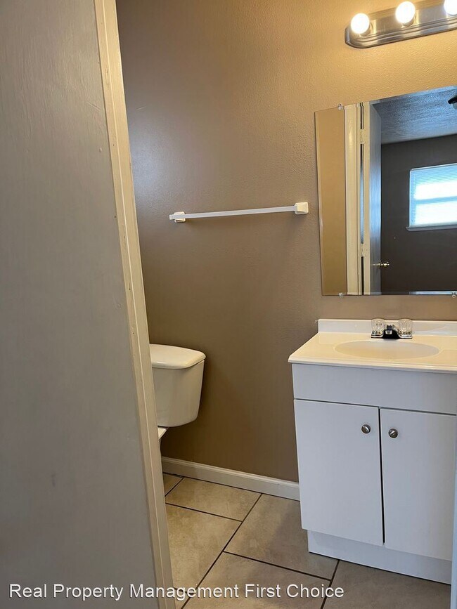 Building Photo - 3 br, 2 bath House - 601 Cedar Lane