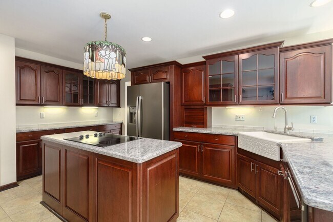 Building Photo - 2377 Williamstown Ct