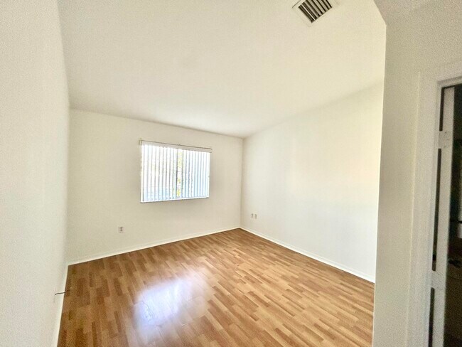 Building Photo - 621 NW 78th Terrace