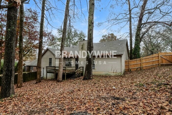 Building Photo - 5762 Riverhead Ave