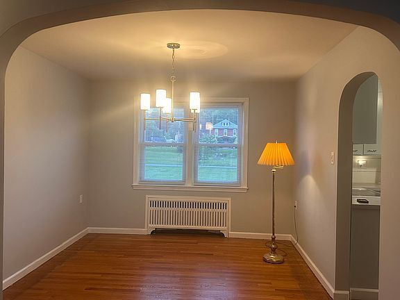 Building Photo - Welcome home