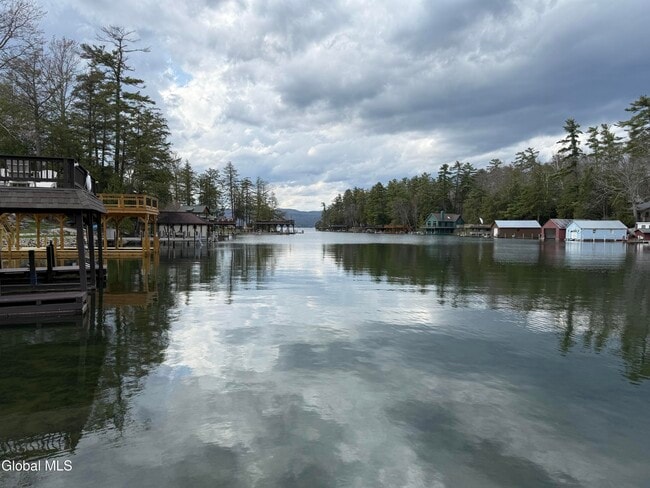 Building Photo - 3320 Travis Point Way