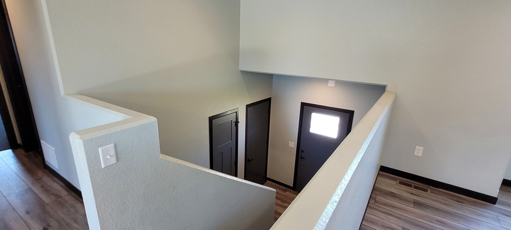 Building Photo - 541 Bull Run Dr
