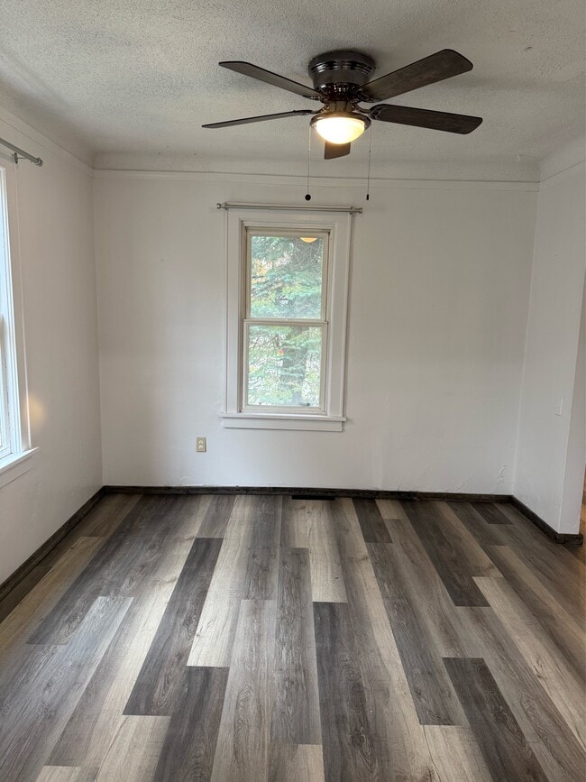 Building Photo - 1408 Ashmun St