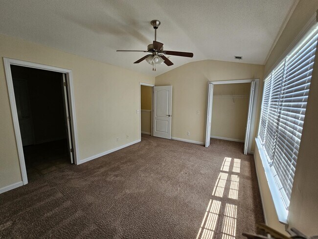 Building Photo - 116 Reese Way