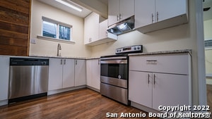 Building Photo - 130 E Norwood Ct