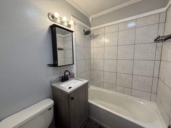 Building Photo - 4718 Kessler Dr