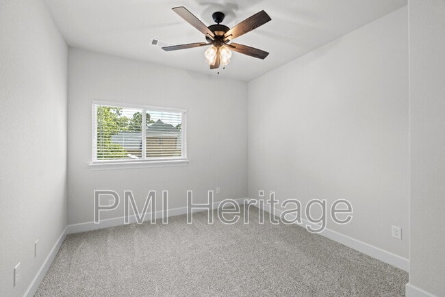 Building Photo - 1361 Sessile Oak Wy