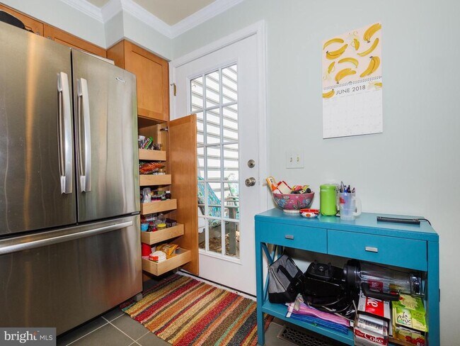 Building Photo - 9419 Steeple Ct