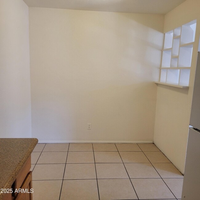 Building Photo - 6713 W Palmaire Ave