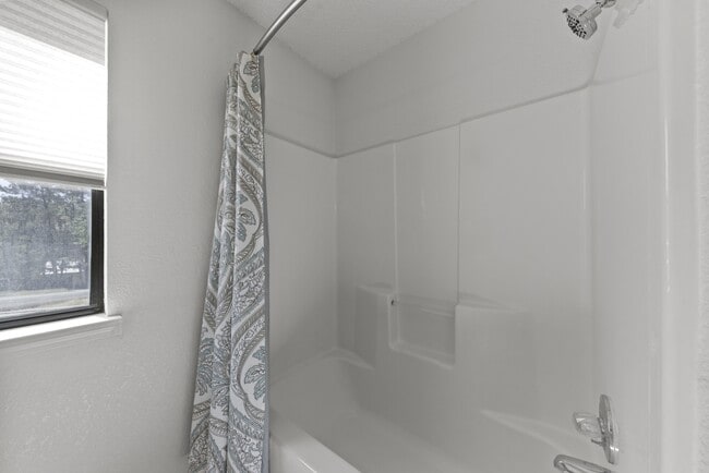 Building Photo - 126 North St