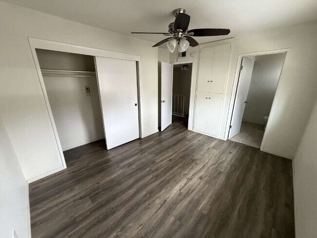 Building Photo - Spacious Two-Story Townhome with Remodeled Bathrooms, Private Patio & Community Pool