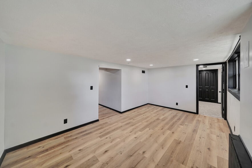 Building Photo - 2429 S 13th St