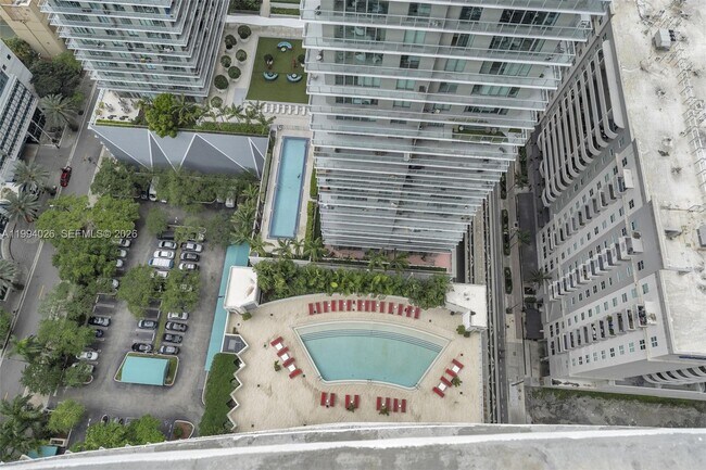 Building Photo - 1100 S Miami Ave