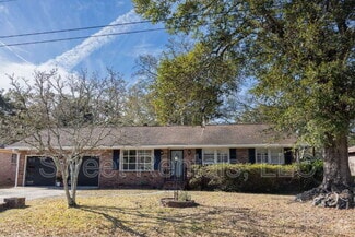 Building Photo - 4627 Darlene St