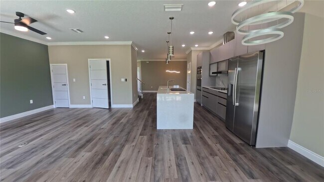 Building Photo - 1835 Brentwood Ct