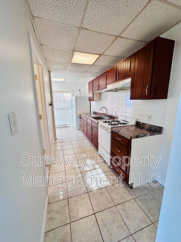 Building Photo - 270 W 2nd St