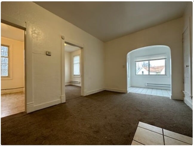 Building Photo - 2237 Broadway St