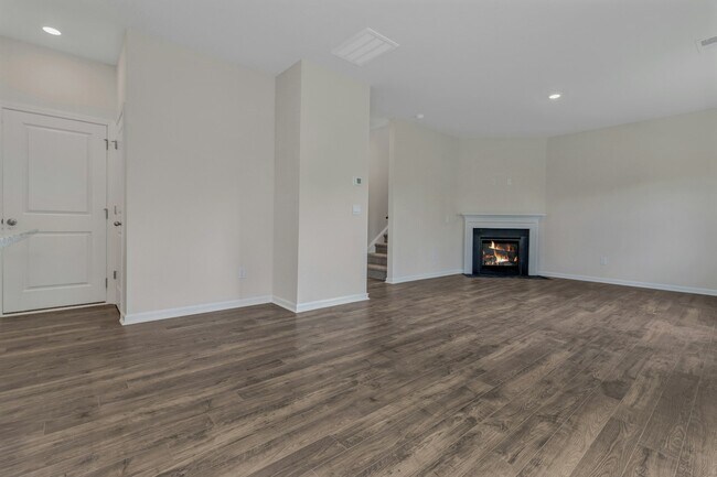 Building Photo - 136 Ashelyn Pk Dr