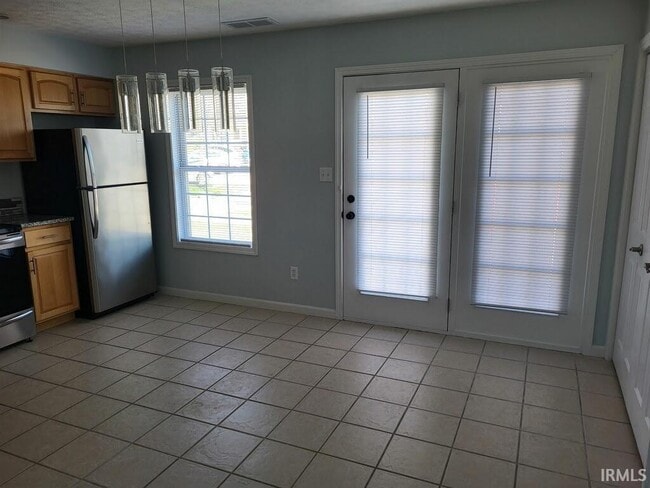 Building Photo - 1301 Cobble Creek Cir