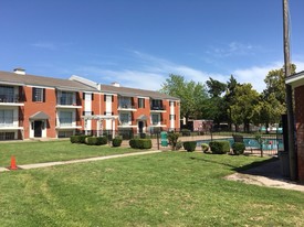 Building Photo - Yorktown Apartment Homes