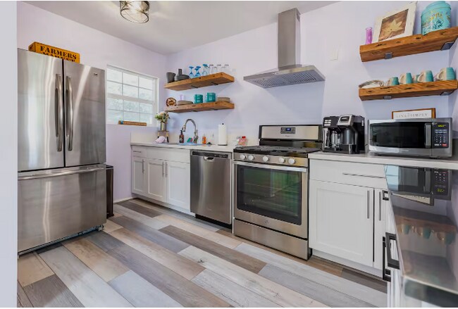 Building Photo - 6671 Calvin Ct