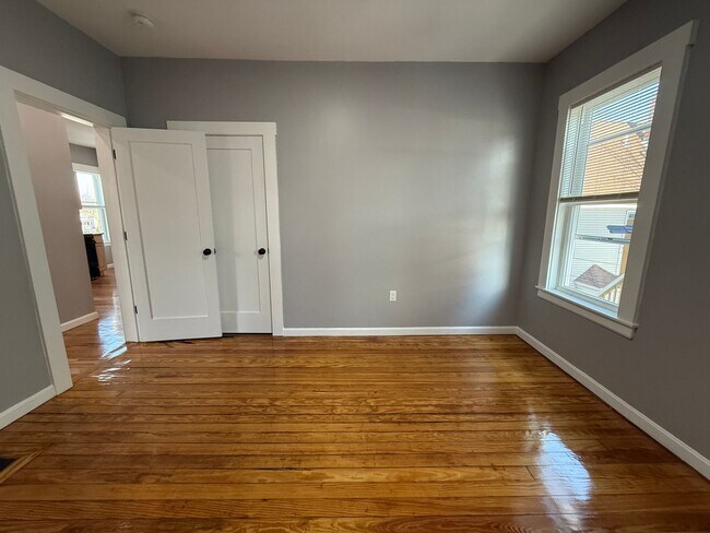 Building Photo - 35har