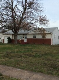 Building Photo - Coming Soon – Renovated 3-Bedroom Home in ...