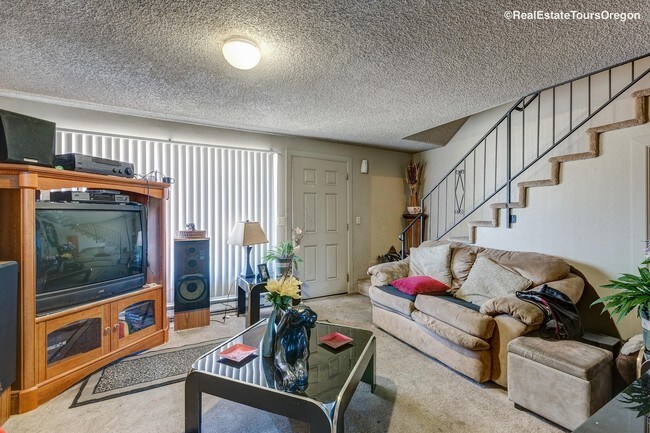 Living Room - Granite Townhomes*