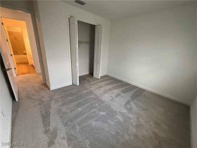 Building Photo - 10755 Timber Creek Dr