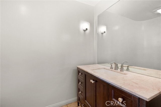 Building Photo - 6042 Shadowbrook Cir