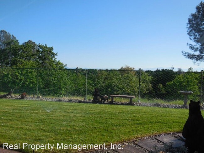 Building Photo - 4 br, 2 bath House - 2941 Shadowbrook Ln