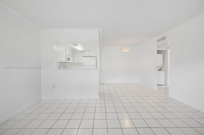 Building Photo - 8615 NW 5th Terrace