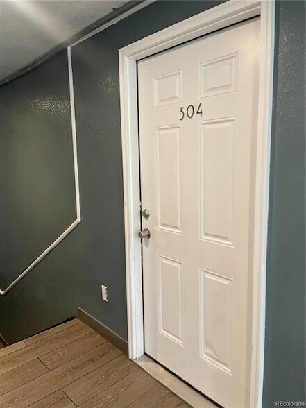 Building Photo - 1676 Hanover St