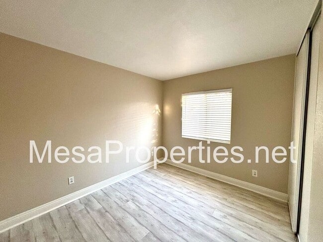 Building Photo - 10607 Moorefield Cir