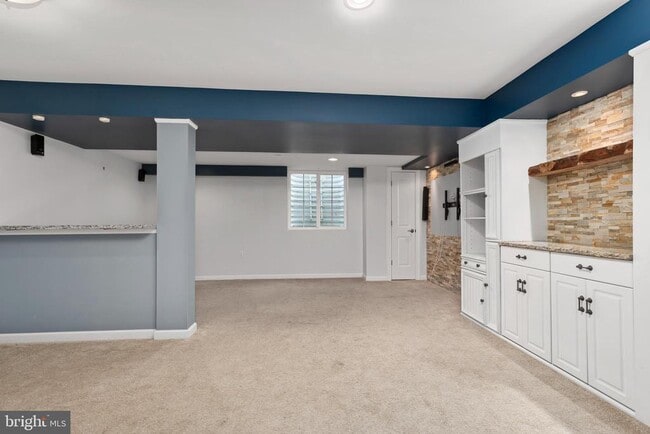 Building Photo - 836 Spring Rock Ct