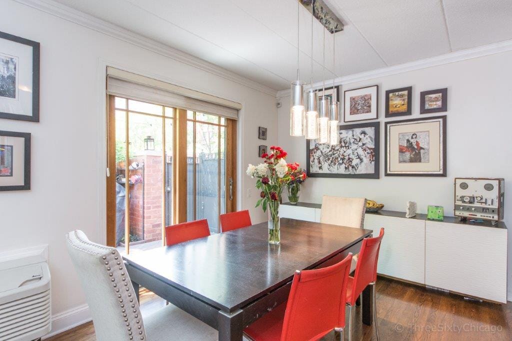 Building Photo - 1153 S Plymouth Ct