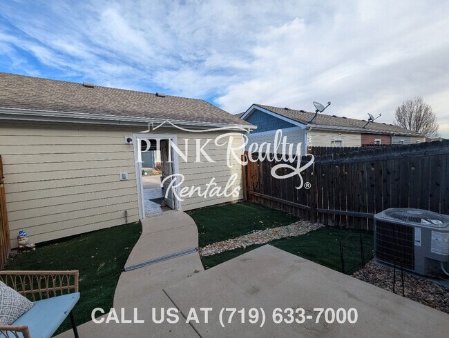 Building Photo - 10167 Roughshod Pt