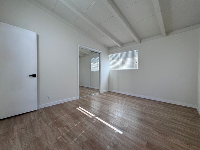 Building Photo - Remodeled 3 bedroom in Sylmar