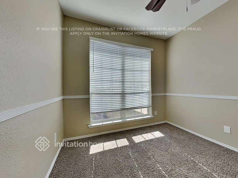 Building Photo - 2612 Redwood St