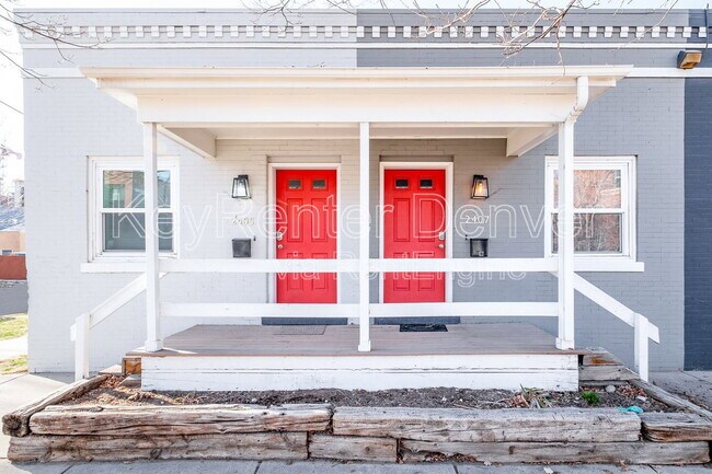 Building Photo - 2409 Tremont Pl
