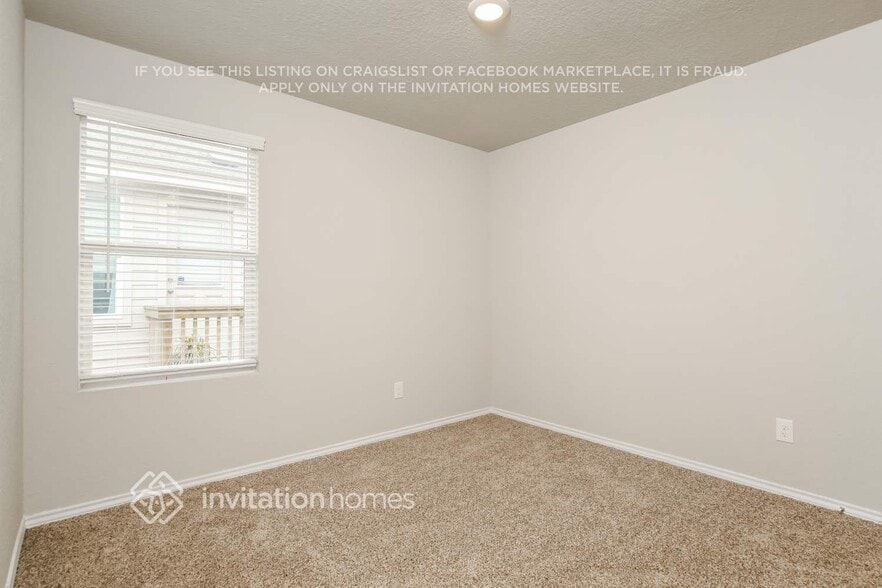 Building Photo - 10554 Varmus Dr
