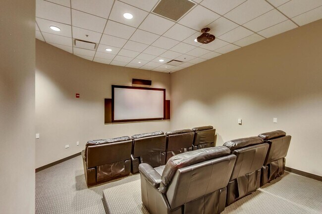 Building Photo - 240 E Illinois St