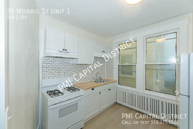 Primary Photo - 39 Morris St