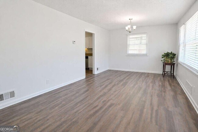 Building Photo - 2191 Greystone Way