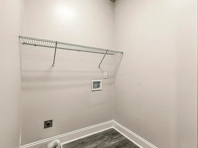 Building Photo - Earn Wealth While Leasing - Like a Homeowner - Lease to Own