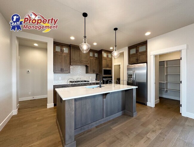 Building Photo - 8432 W Meltwater Ln