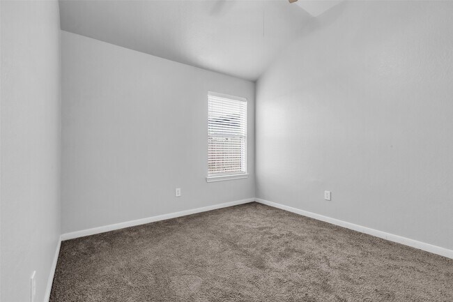 Building Photo - 509 Ford Ave