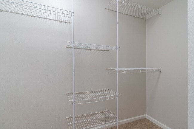 Building Photo - Recently Updated Single Family Home Available