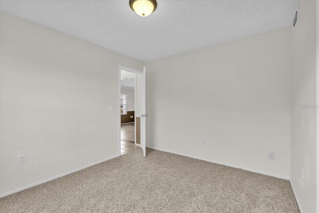 Building Photo - 1271 Woodman Way